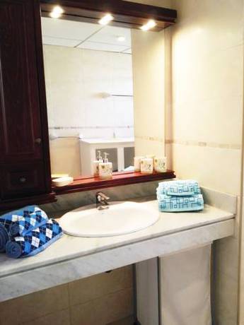 Imagen de la habitación del Apartamentos Playa De Las Cucharas. Foto 2