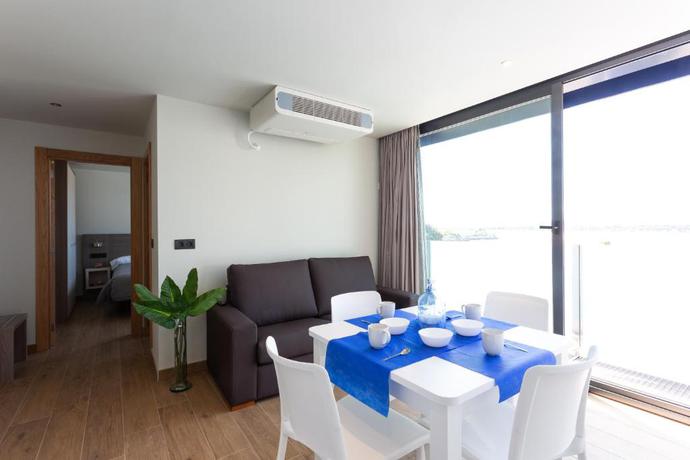 Imagen general del Apartamentos Playa De Los Barcos. Foto 7