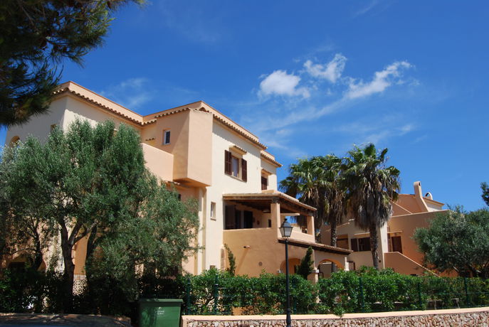 Imagen general del Apartamentos Playa Ferrera. Foto 4