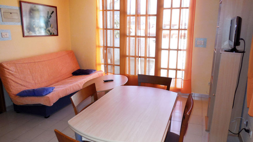 Imagen de la habitación del Apartamentos Playa Romana 3000. Foto 5