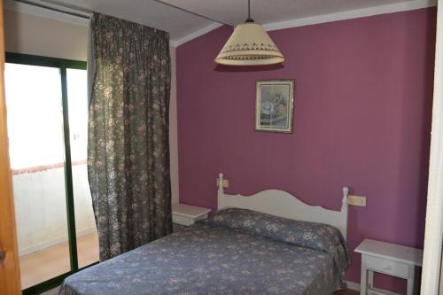 Imagen de la habitación del Apartamentos Playa Romana Park. Foto 7