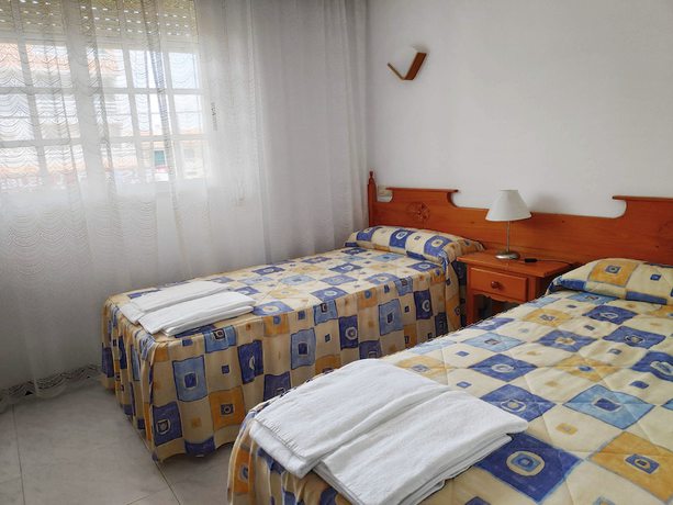 Imagen de la habitación del Apartamentos Playa de La Lanzada 3000. Foto 3