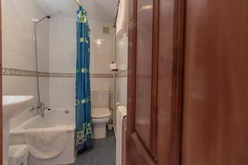 Imagen de la habitación del Apartamentos Playa del Canal. Foto 10