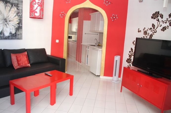 Imagen general del Apartamentos Playaflor Chill Out Resort, A 50 Mtrs De La Playa. Foto 7