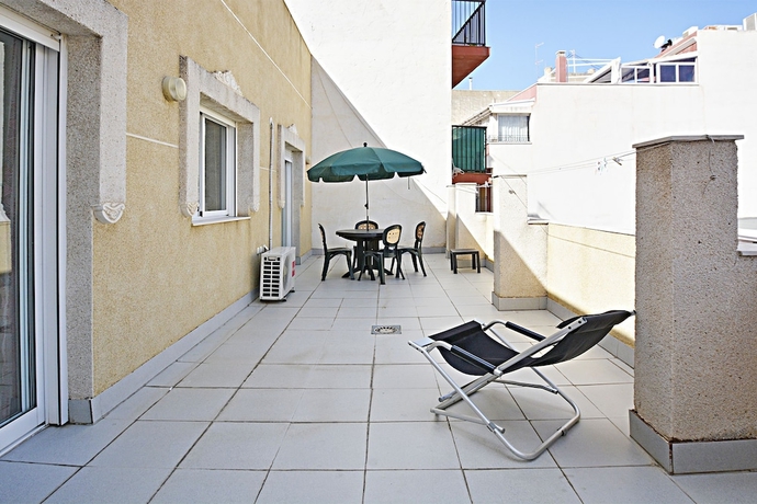 Imagen de la habitación del Apartamentos Plaza, Alicante. Foto 8
