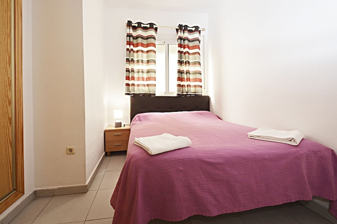 Imagen de la habitación del Apartamentos Plaza, Alicante. Foto 17