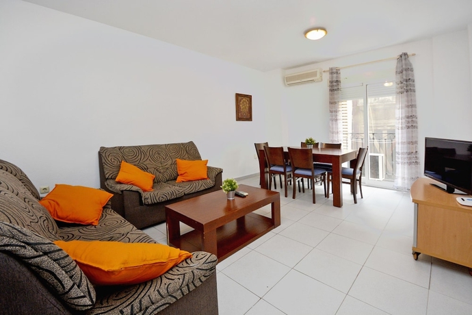 Imagen de la habitación del Apartamentos Plaza, Alicante. Foto 19