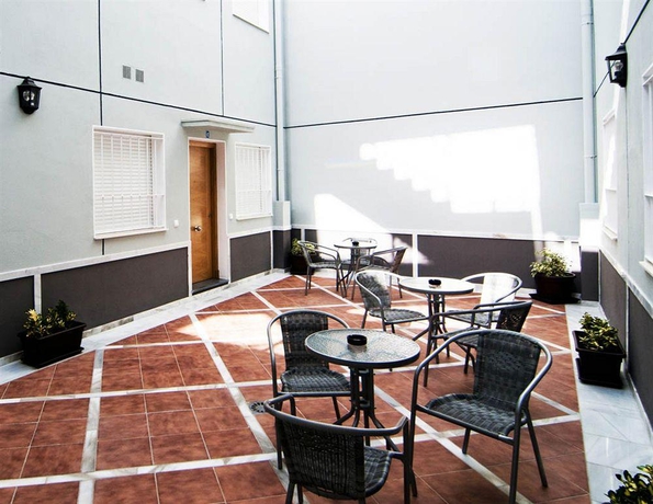 Imagen general del Apartamentos Plaza De La Luz Cádiz. Foto 6