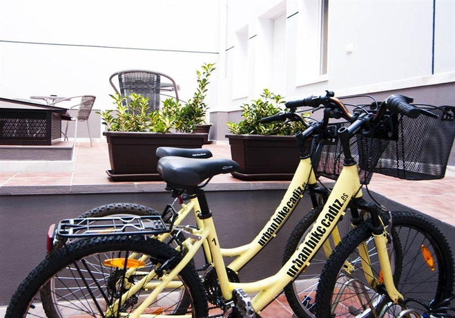 Imagen general del Apartamentos Plaza De La Luz Cádiz. Foto 14