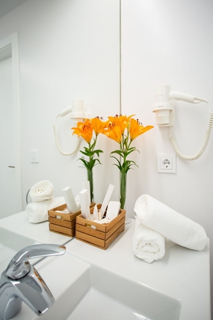 Imagen de la habitación del Apartamentos Plazuela del Carbón Suites. Foto 2