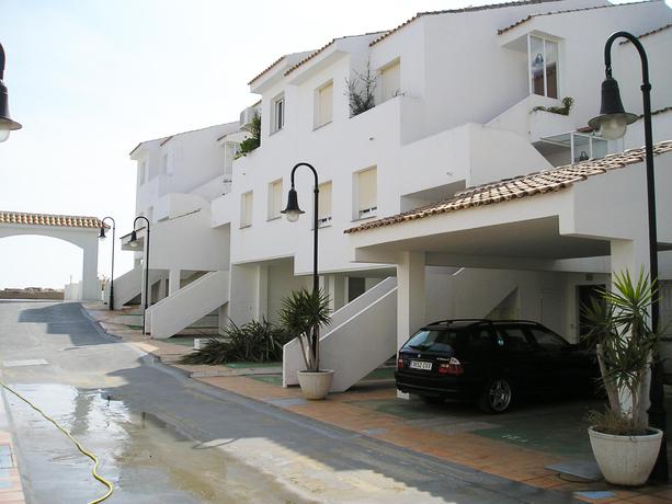 Imagen general del Apartamentos Poblado Marinero Casa Azahar. Foto 7