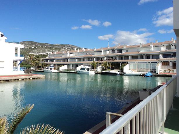 Imagen general del Apartamentos Poblado Marinero Casa Azahar. Foto 5