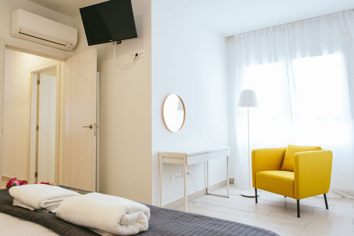 Imagen de la habitación del Apartamentos Poeta Quintana. Foto 11