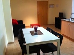 Imagen de los interiores del Apartamentos PortAzahar. Foto 3