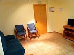 Imagen de los interiores del Apartamentos PortAzahar. Foto 5