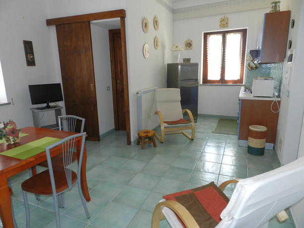 Imagen de los interiores del Apartamentos Porta Carini Residence. Foto 10