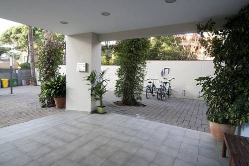 Imagen general del Apartamentos Porta Coeli. Foto 8