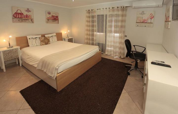 Imagen de la habitación del Apartamentos Portimão by Atlantichotels. Foto 9