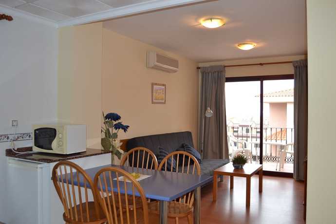Imagen de la habitación del Apartamentos Portocanet Complejo Turístico. Foto 10