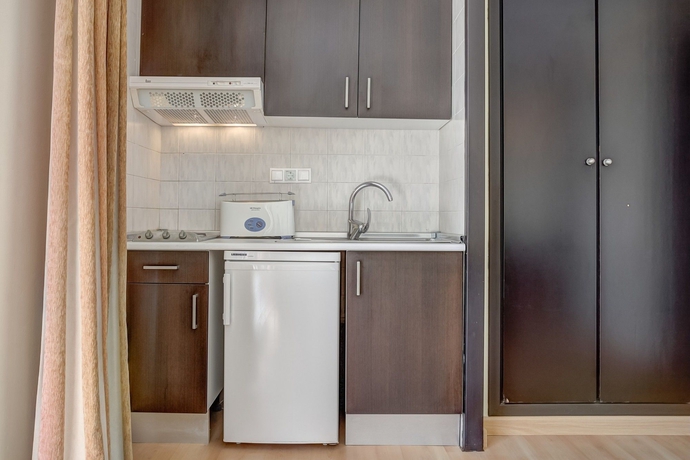 Imagen de la habitación del Apartamentos Portomar Apartments. Foto 3