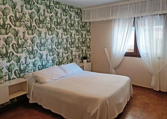 Imagen general del Apartamentos Portonovo Playa 3000. Foto 5