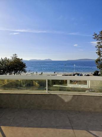 Imagen general del Apartamentos Primera Linea de Playa Samil Costa con Garaje Incluido. Foto 5