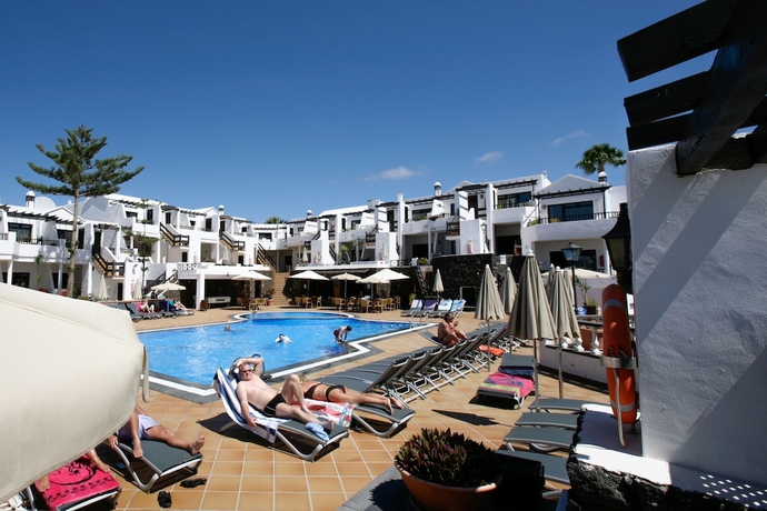 Imagen de la piscina del Apartamentos Princesa Ico. Foto 18