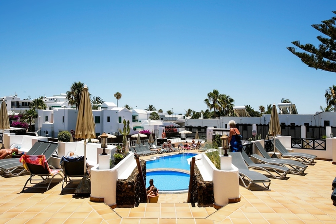 Imagen de los exteriores del Apartamentos Princesa Ico. Foto 12