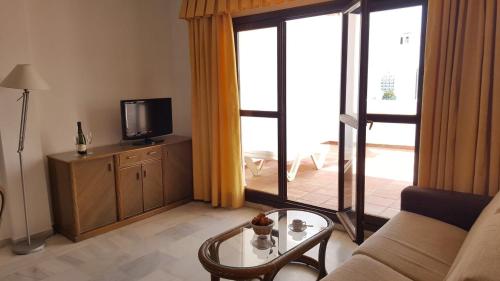 Imagen general del Apartamentos Pueblo Evita Hill. Foto 6
