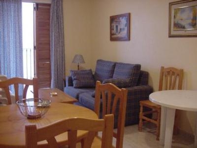 Imagen de la habitación del Apartamentos Pueblo Salado. Foto 7