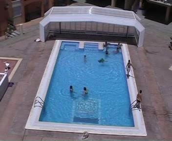 Imagen de la piscina del Apartamentos Pueblo Salado. Foto 15