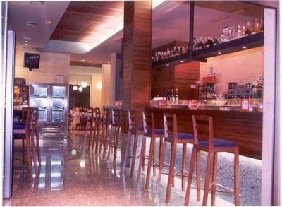 Imagen de los interiores del Apartamentos Pueblo Salado. Foto 14