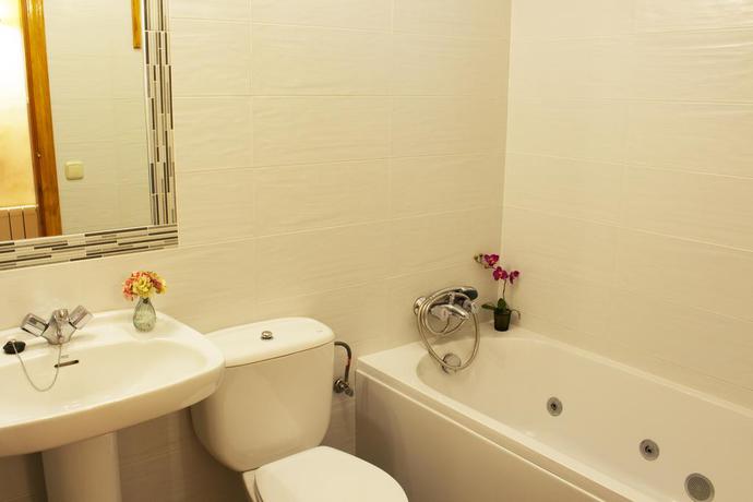 Imagen de la habitación del Apartamentos Puerta Bubión. Foto 12