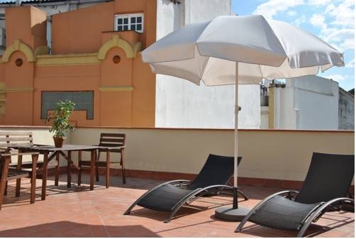 Imagen general del Apartamentos Puerta San Esteban. Foto 10