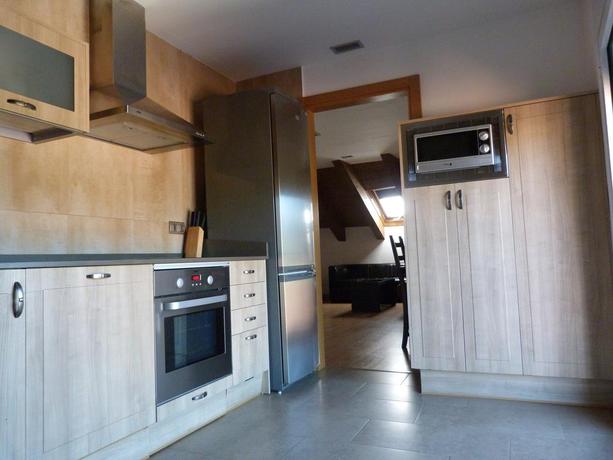 Imagen de los interiores del Apartamentos Puerta de Ordesa. Foto 6