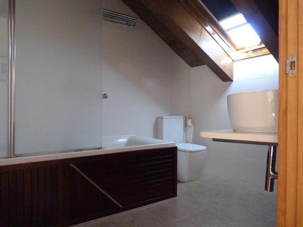 Imagen de los interiores del Apartamentos Puerta de Ordesa. Foto 7