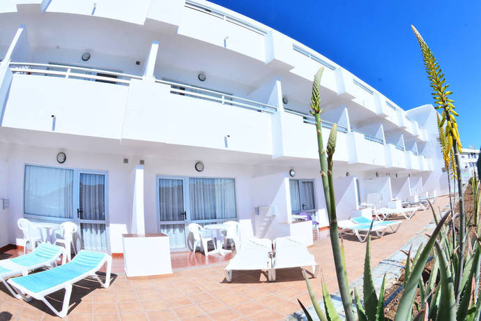 Imagen general del Apartamentos Puerto Bello. Foto 10