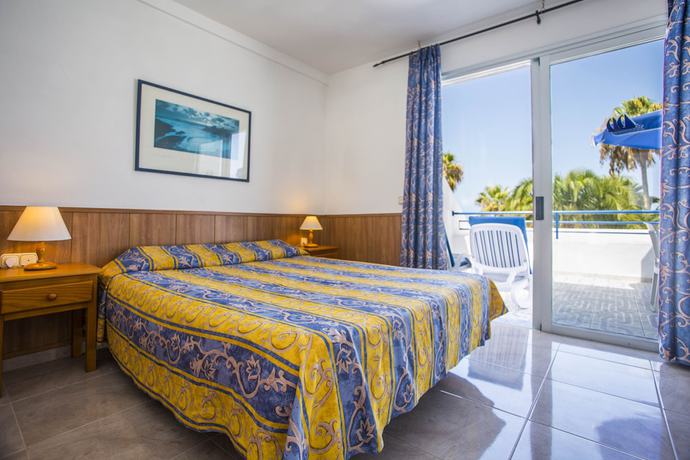 Imagen de la habitación del Apartamentos Puerto Colon Club. Foto 2