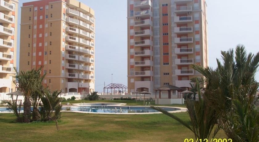 Imagen general del Apartamentos Puerto Mar- La Manga. Foto 1