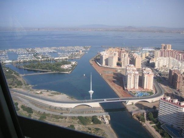 Imagen general del Apartamentos Puerto Mar- La Manga. Foto 2