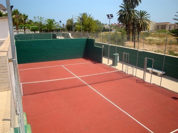 Imagen general del Apartamentos Puerto Romano 3000. Foto 2