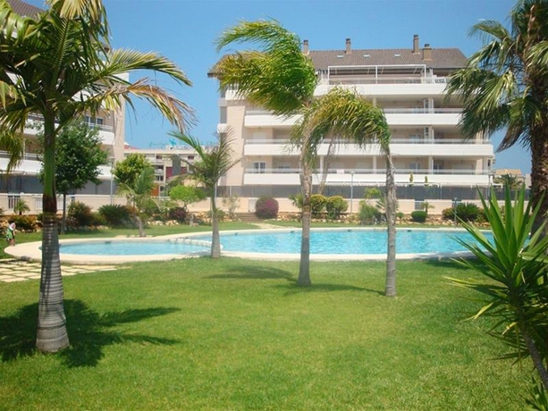 Imagen general del Apartamentos Puerto Romano 3000. Foto 5