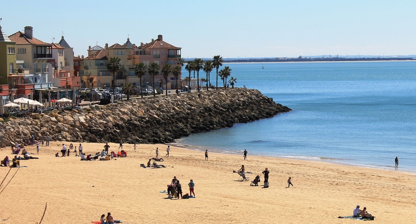 Imagen de los exteriores del Apartamentos Puerto Sherry, Puerto de Santa María. Foto 11