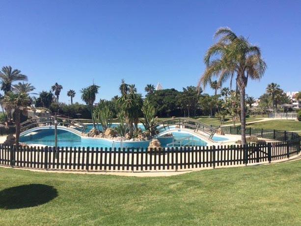 Imagen general del Apartamentos Puerto Zahara. Foto 8