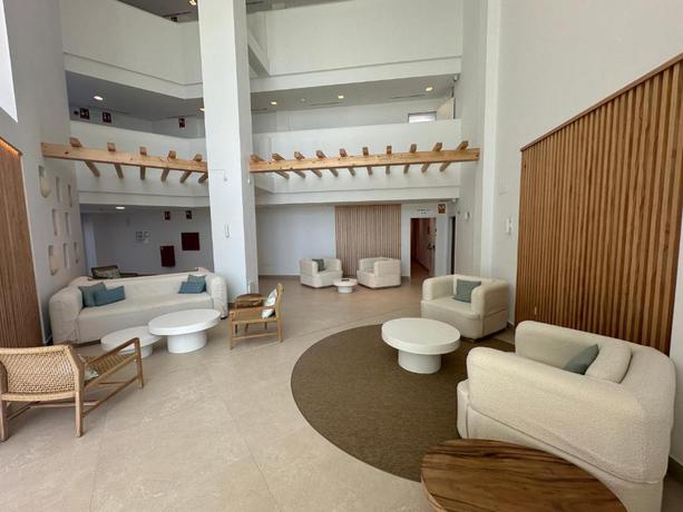 Imagen de los interiores del Apartamentos Punta Candor Suites. Foto 21