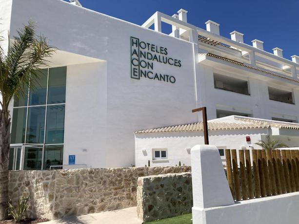 Imagen de los interiores del Apartamentos Punta Candor Suites. Foto 22