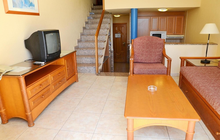 Imagen de la habitación del Apartamentos Punta Marina by LIVVO. Foto 6