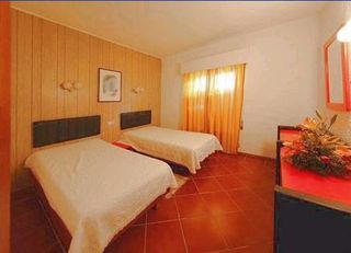 Imagen de la habitación del Apartamentos Quarteira mar. Foto 2