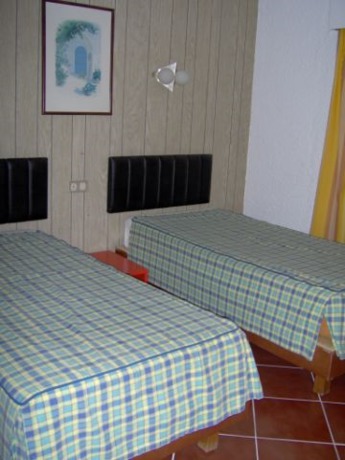 Imagen de la habitación del Apartamentos Quarteiramar. Foto 4