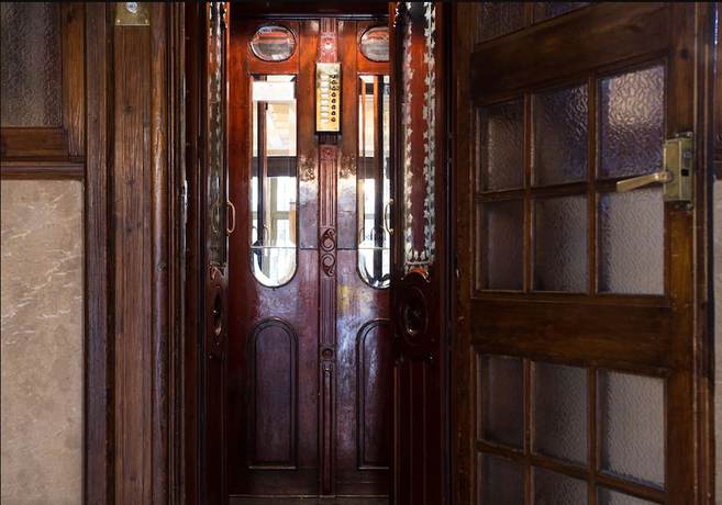 Imagen de los interiores del Apartamentos Quartprimera. Foto 18